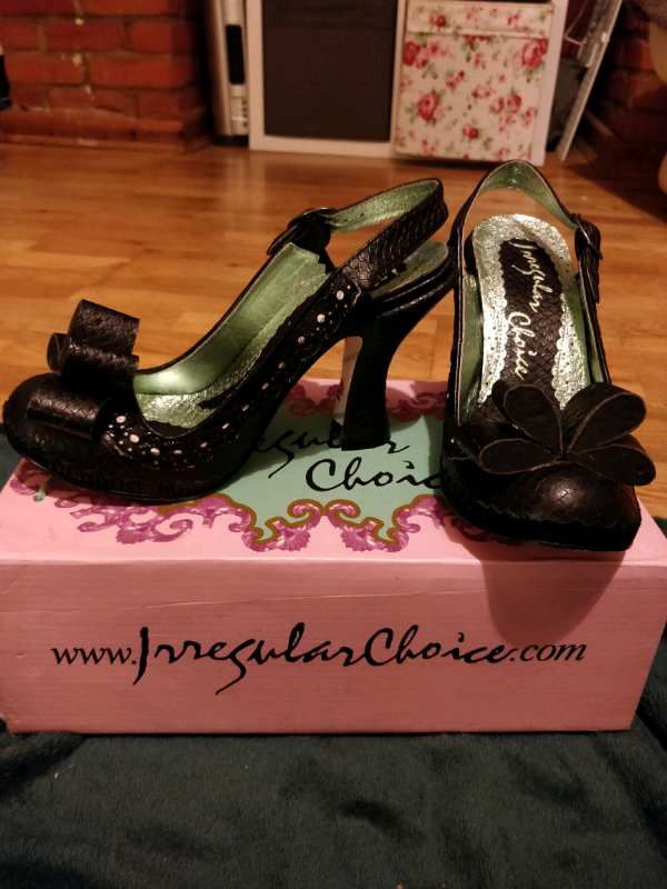 irregular choice size 40